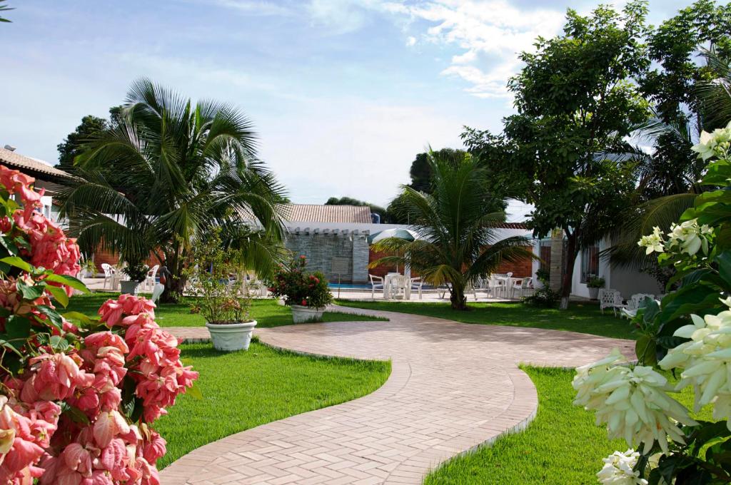  Delcas Hotel
