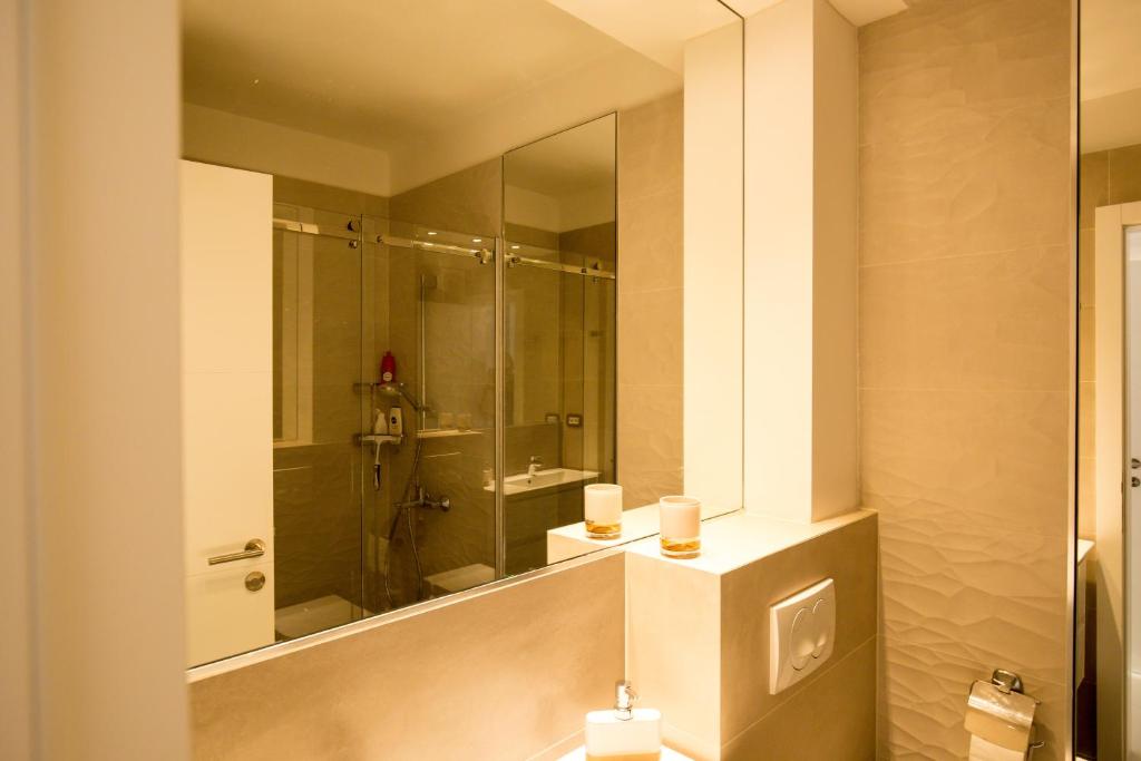 Kúpeľňa v ubytovaní Deluxe new apartments - few steps from the beach - luxury holiday with style - by TRAVELER tourist agency Krk