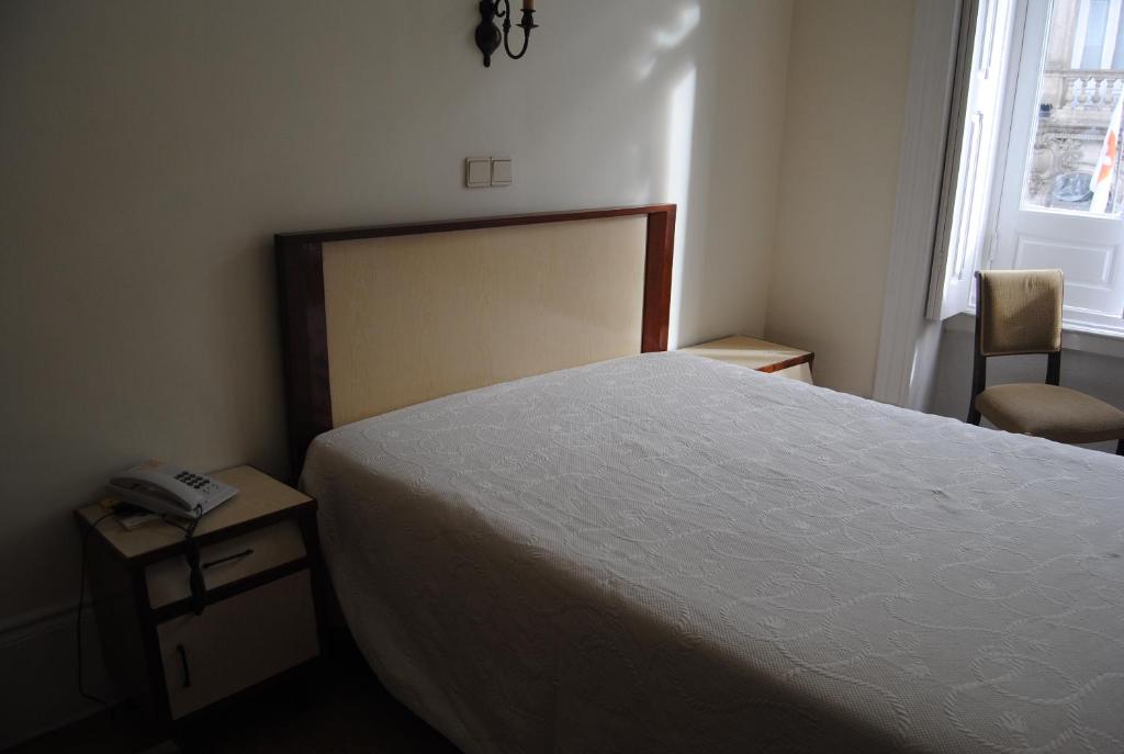 Hotel Peninsular- Porto - Resim 36