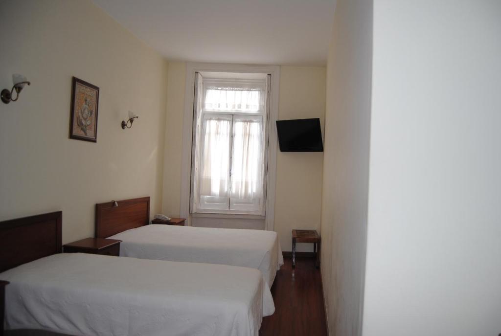 Hotel Peninsular- Porto - Resim 37