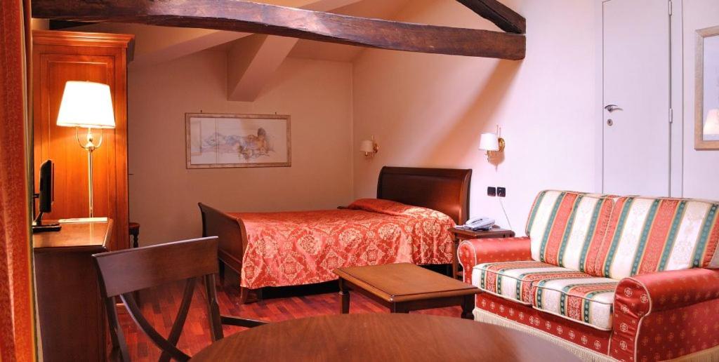 Posezení v ubytování Villa Chiara Hotel