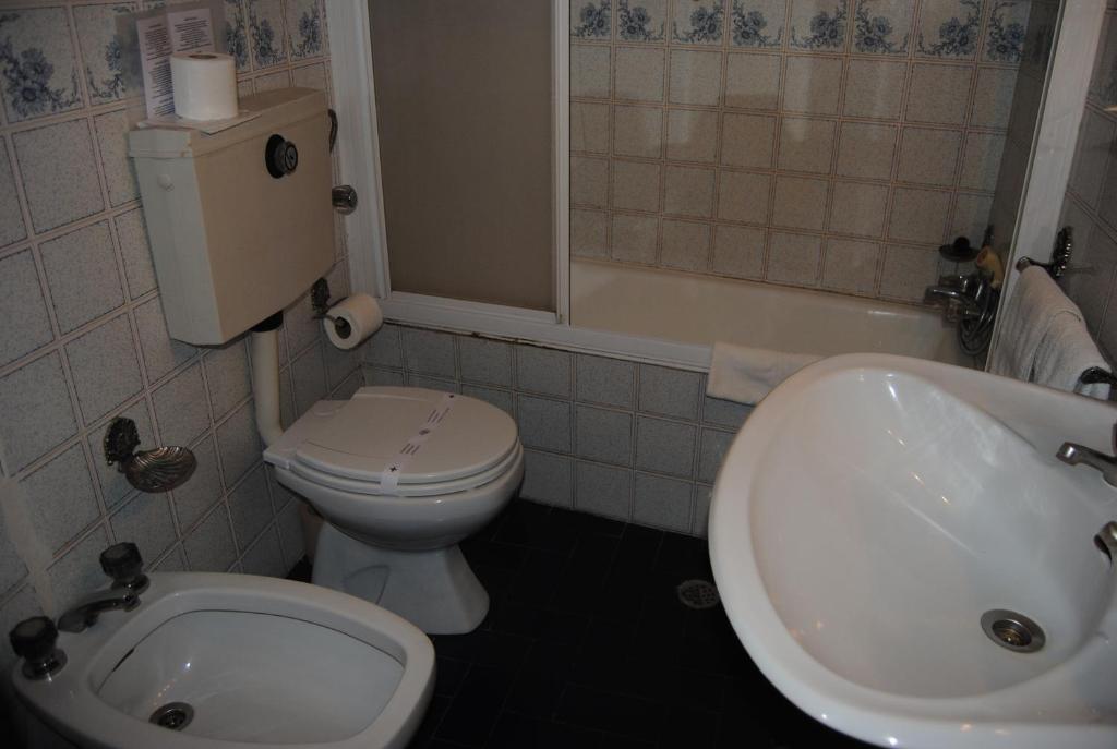 Hotel Peninsular- Porto - Resim 45