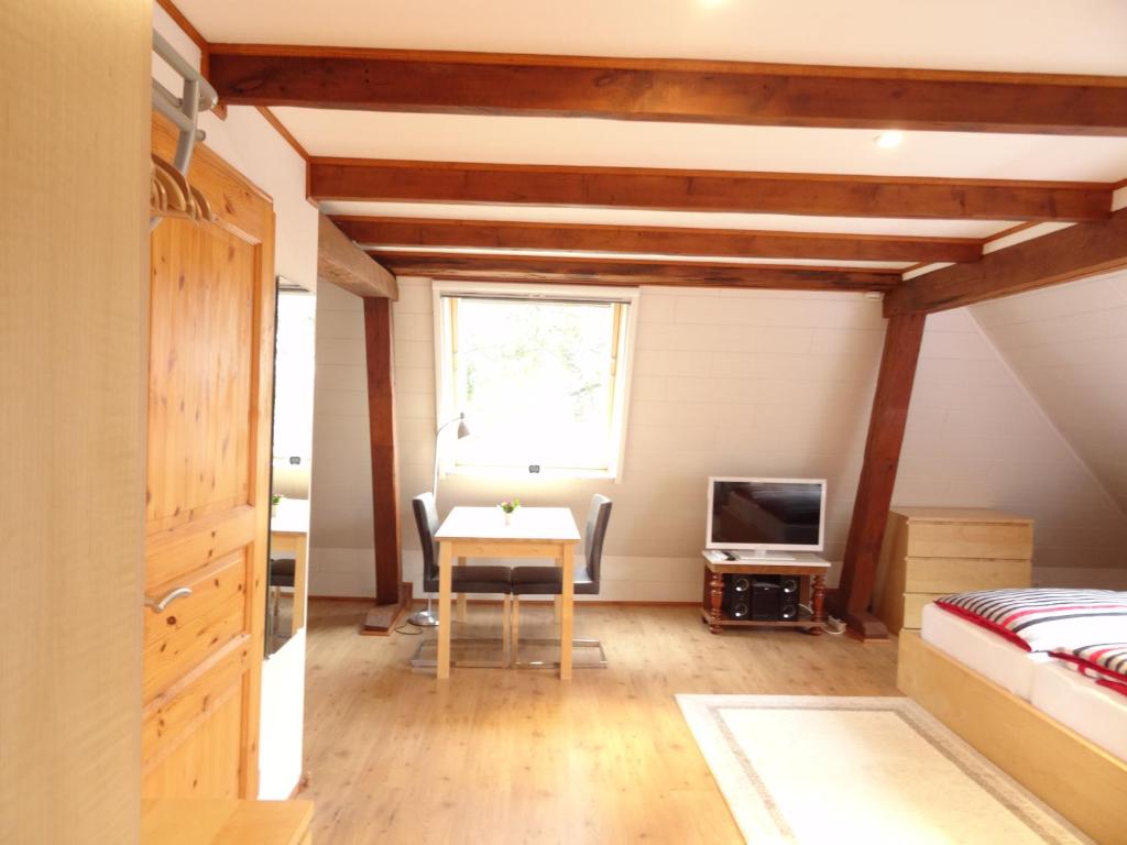 Postel nebo postele na pokoji v ubytování Gästezimmer & Appartement Elskop