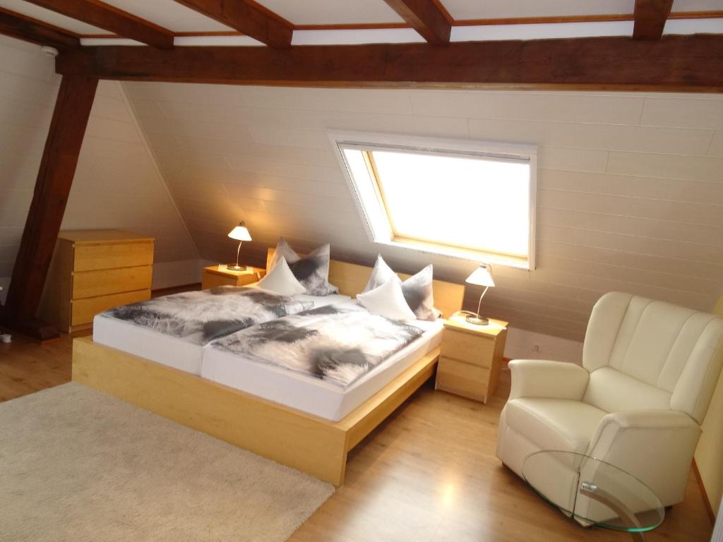 Postel nebo postele na pokoji v ubytování Gästezimmer & Appartement Elskop