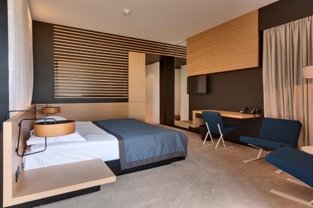 Lone Hotel by Maistra Collection - Premium Tweepersoonskamer