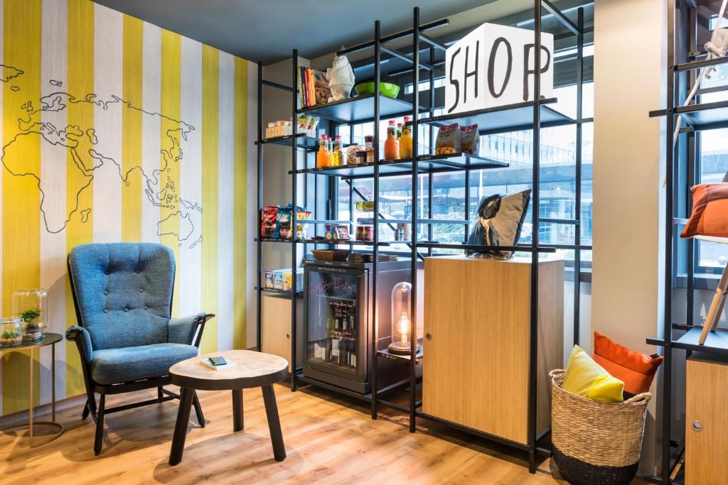 Coin salon dans l'établissement Aparthotel Adagio Paris Bercy Village