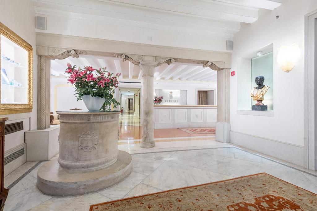 Hotel Ai Reali - Small Luxury Hotels of the World - Resim 23