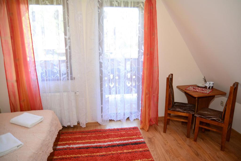 Pokoje Gościnne Hosana - 1