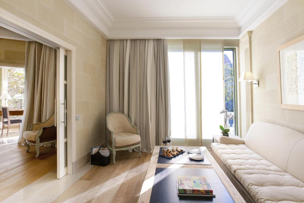 Posezení v ubytování Majestic Hotel & Spa Barcelona GL