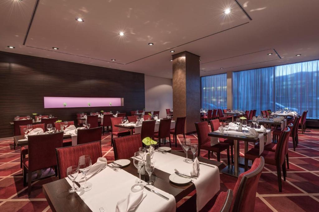 Restaurace v ubytování Radisson Blu Hotel Leipzig