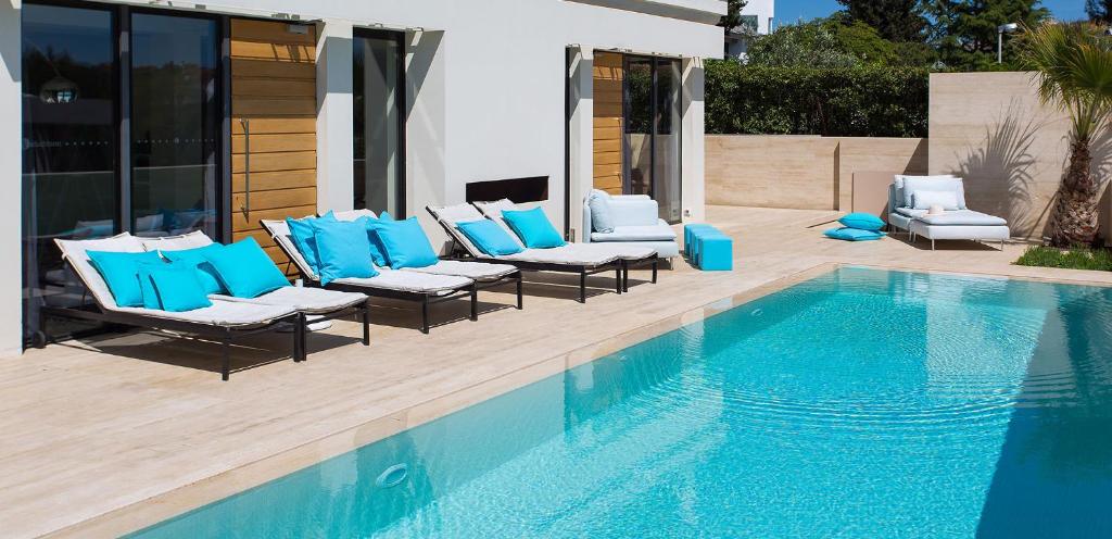 Bazén v ubytování Boutique Hotel Valsabbion nebo v jeho okolí