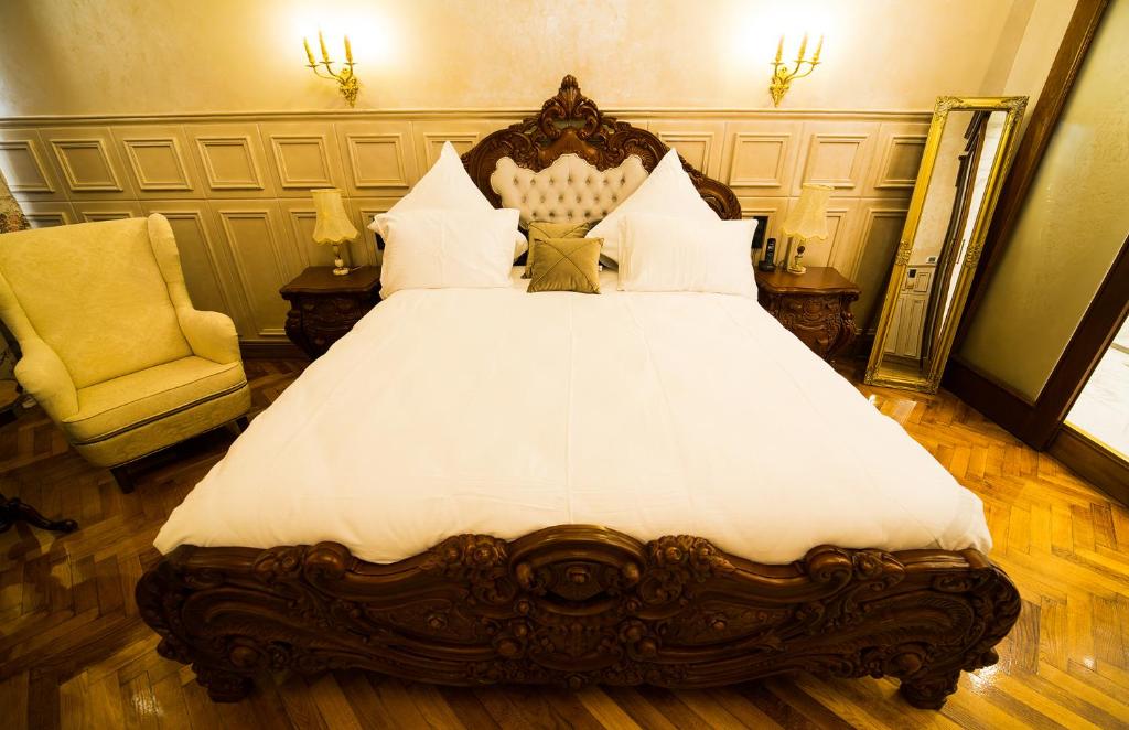 Hotel 5 Continents - Suite De Lujo