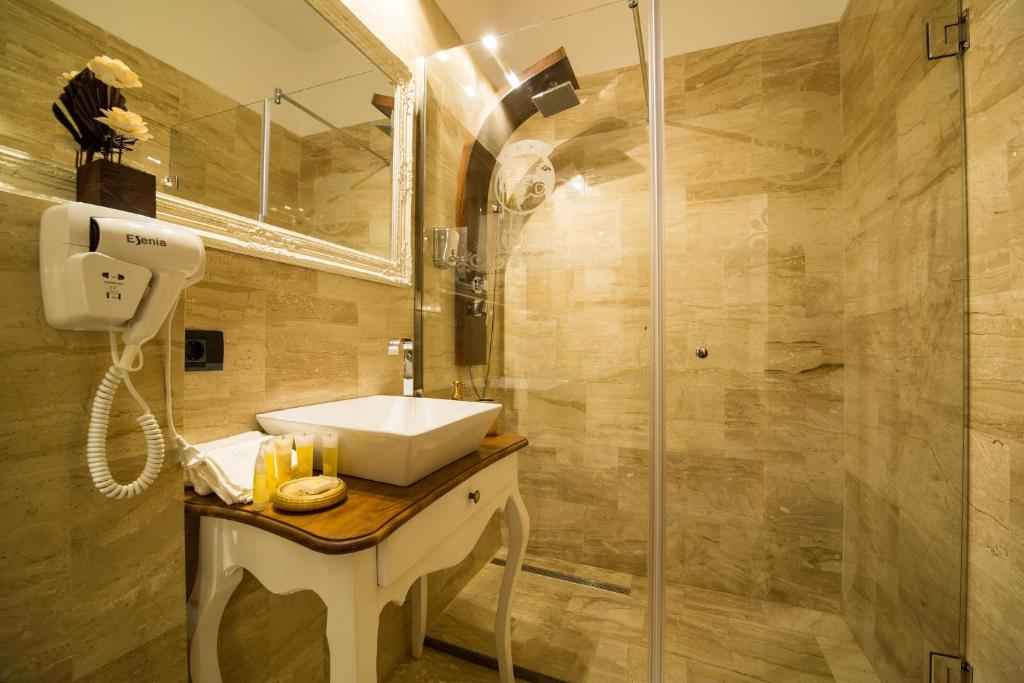 Hotel 5 Continents - Habitación Doble Ejecutiva