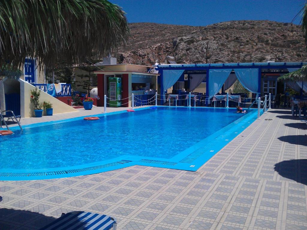 Basen w obiekcie Villa Michalis lub w pobliżu