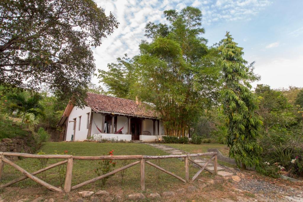 Zahrada ubytování Eco Venao Lodge, Playa Venao