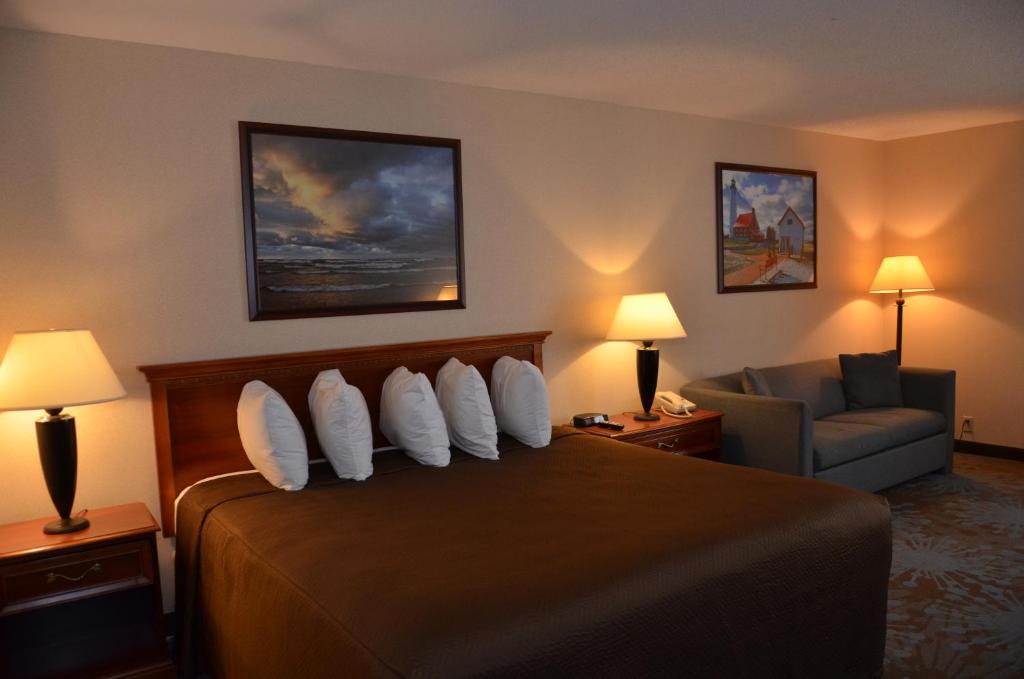 Tawas Bay Beach Resort & Conference Center photo