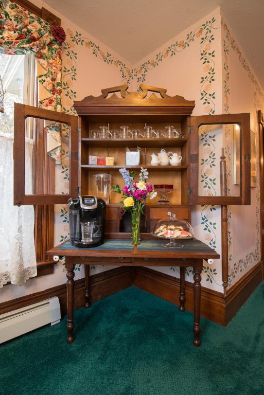 Fotografie z fotogalerie ubytování Sutherland House Victorian Bed and Breakfast v destinaci Canandaigua