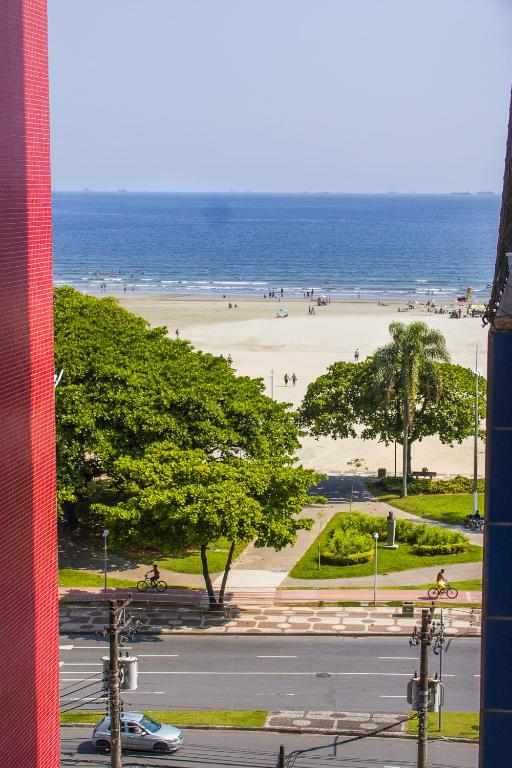 Apto Gonzaga Frente ao Mar Wi-Fi
