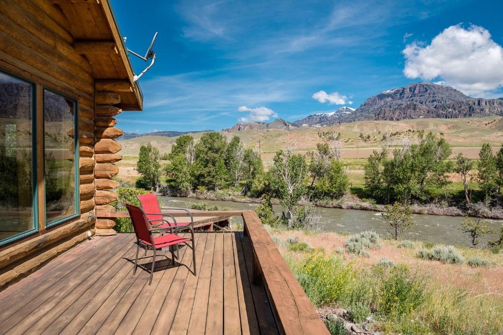 Gallery image of Yellowstone Cutthroat Guest Ranch in Wapiti