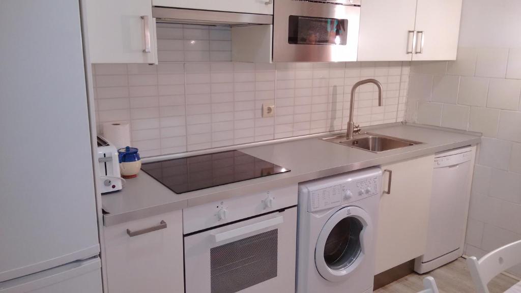 Kuchyňa alebo kuchynka v ubytovaní Matia apartamento
