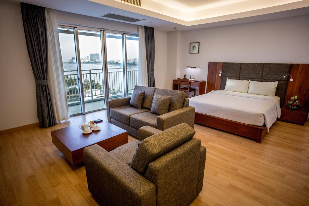 Bellevue Serviced Apartments - Studio (2 Adults)