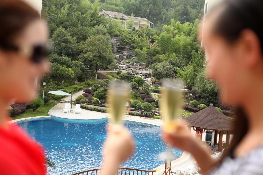 Bazén v ubytování Pullman Zhangjiajie Hotel - Instagrammable nebo v jeho okolí