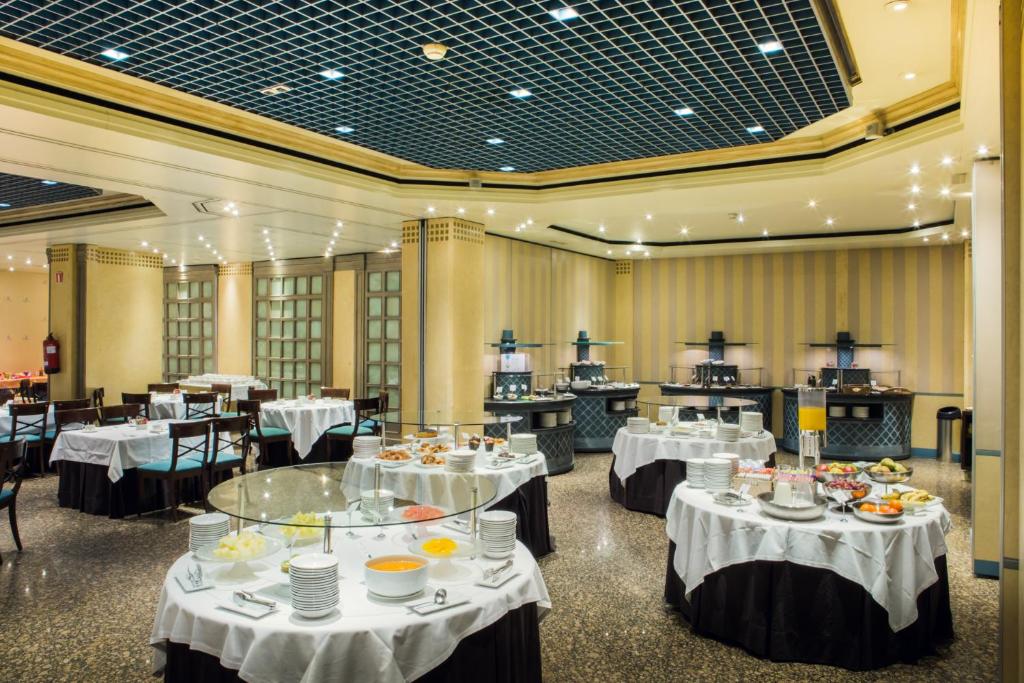 Restaurace v ubytování Hotel Palafox