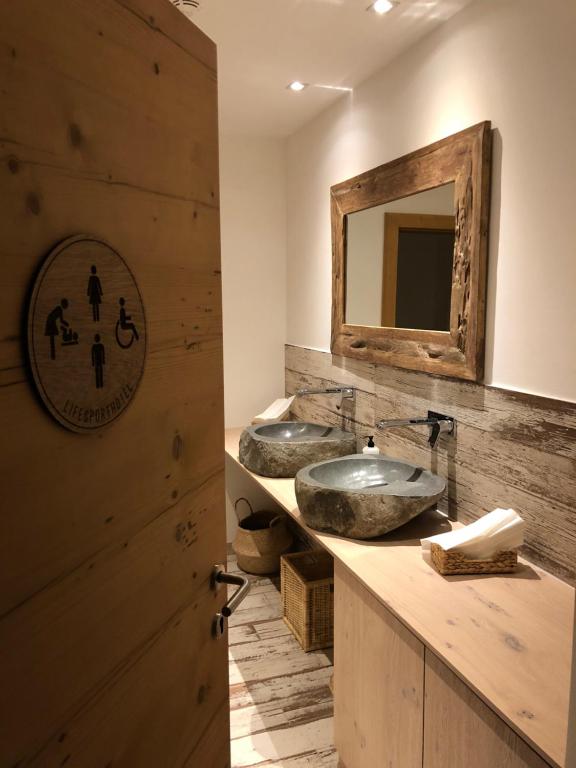Koupelna v ubytování Lifesport Hotel Hechenmoos