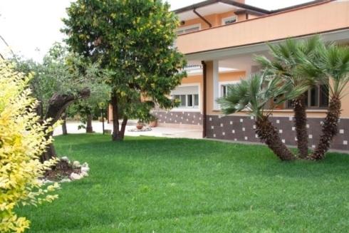 Ogród w obiekcie Hotel Villa Aurora