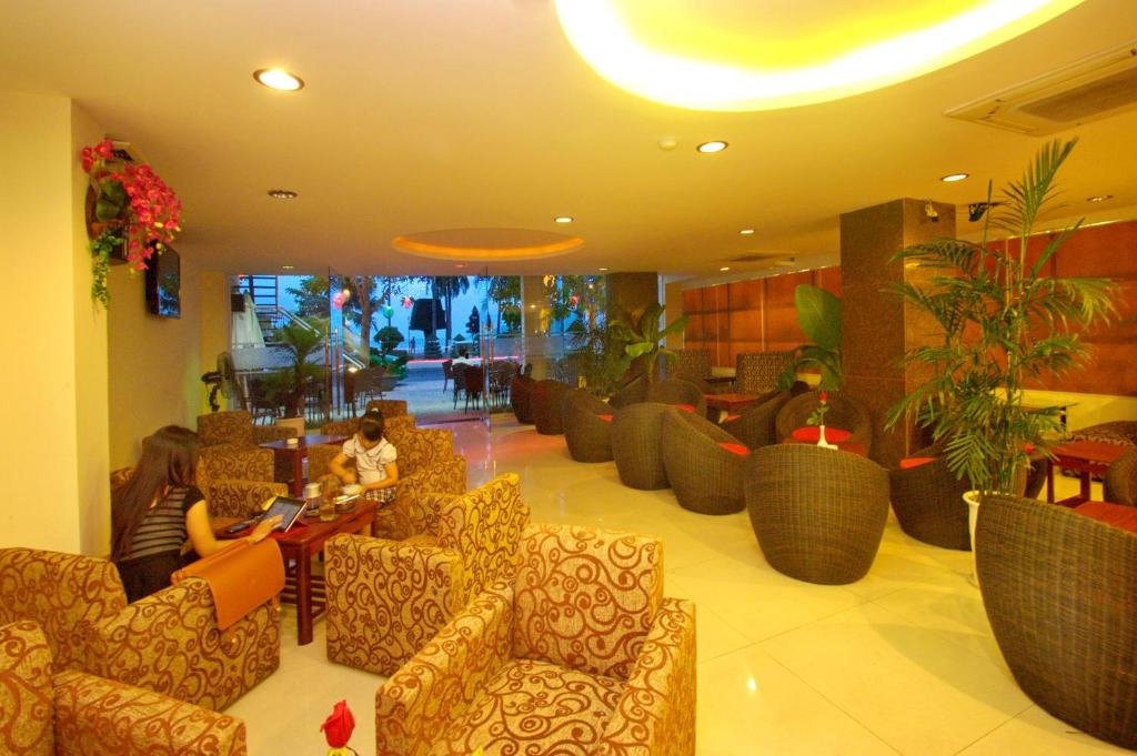 Posezení v ubytování Luxury Nha Trang Hotel