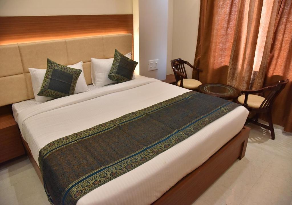 Hotel Rk Grand - 豪华双人房