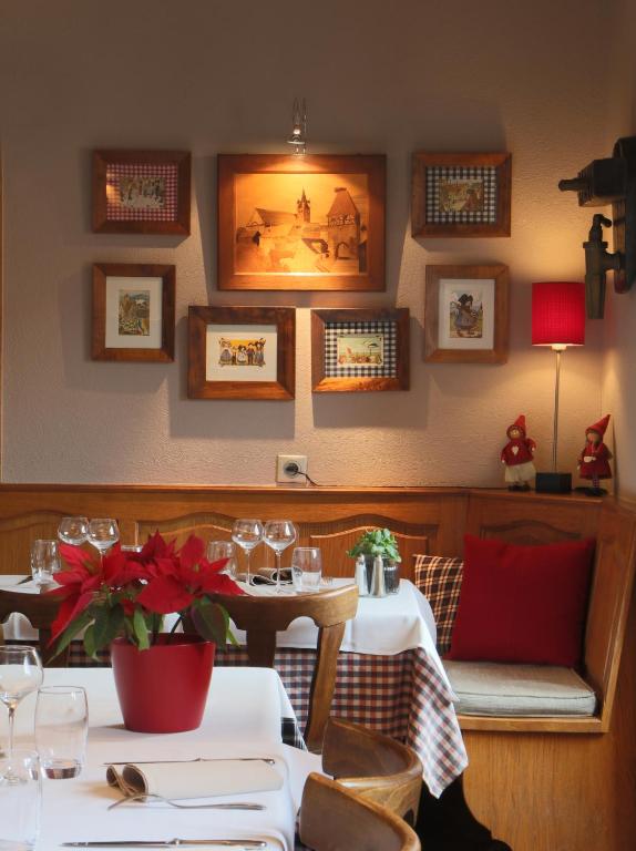 Restaurace v ubytování Hotel Restaurant Faller Emmebuckel
