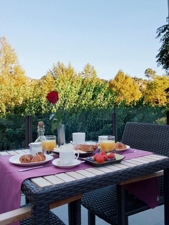 Nápoje v ubytovaní Hotel El Molí