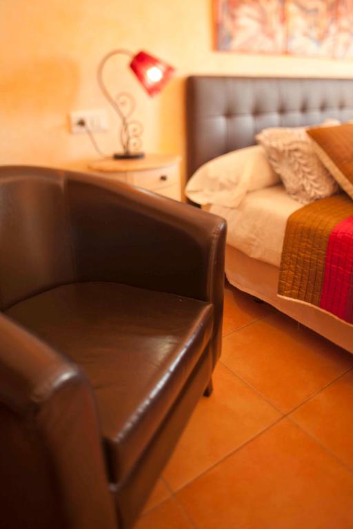 Postel nebo postele na pokoji v ubytování Hostal Don Peque Adult Recommended