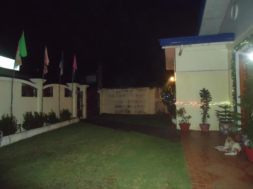 Zahrada ubytování Donsol Aguluz Homestay