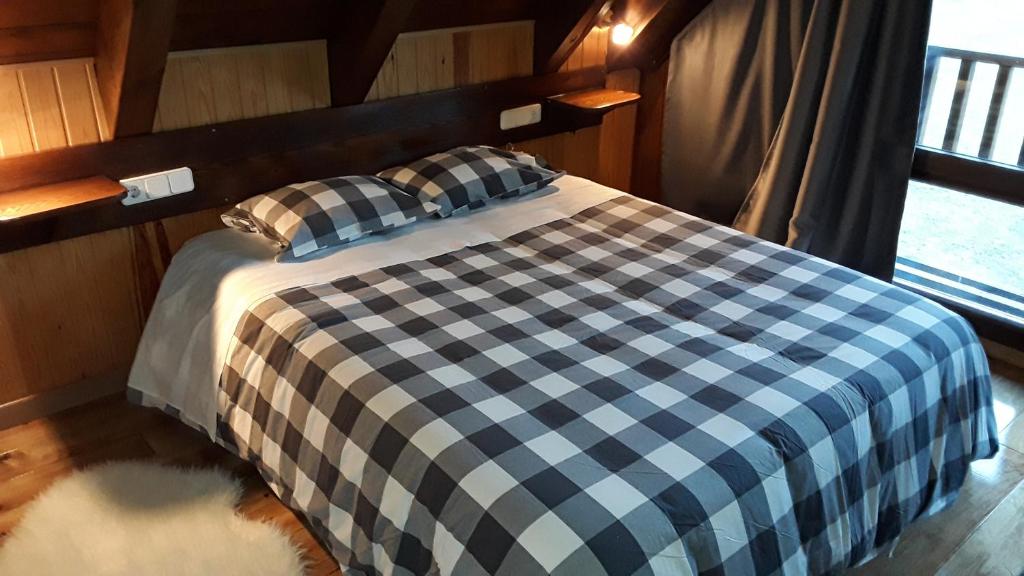 Hotelet de Betlan - Chambre Quadruple Avec Vue Sur Montagne
