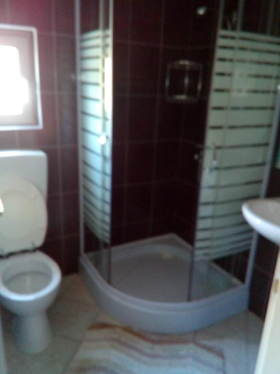 Um banheiro em Apartments Begonia