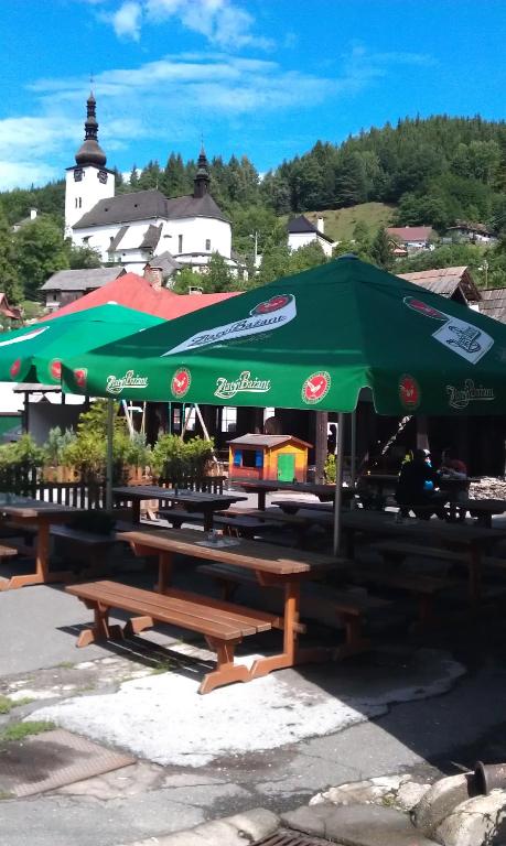 A restaurant or other place to eat at Penzion Klopacka