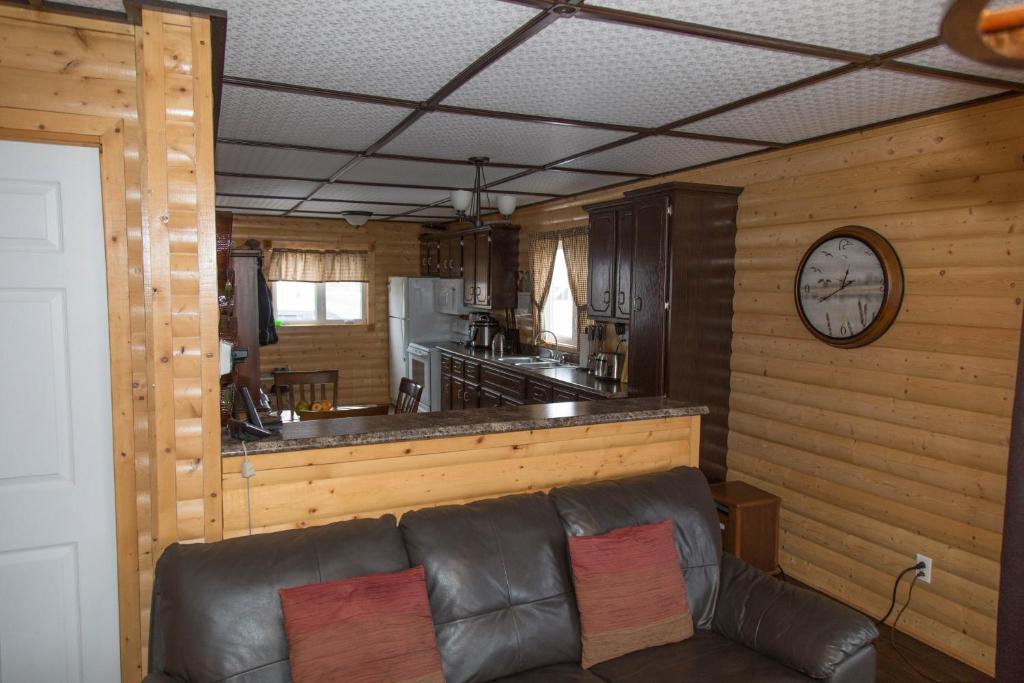 Kuchyň nebo kuchyňský kout v ubytování Burnt Cape Cabins