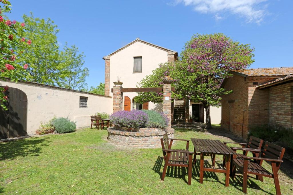 Agriturismo Macciangrosso Casale Piccolomini - Casa Adosada De Dos Dormitorios