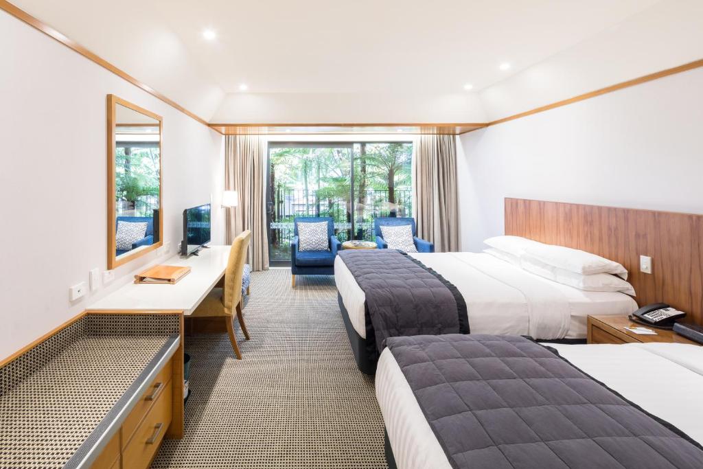 
Premium Studio with Two Queen Beds
