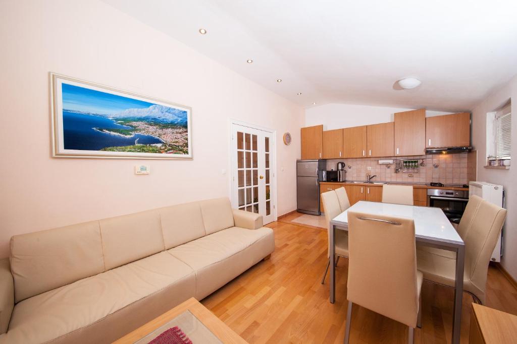 Family Apartments Marita - Appartement Met 3 Slaapkamers En Privézwembad