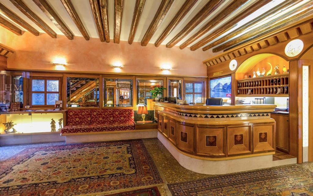 Messner Palace - Resim 10