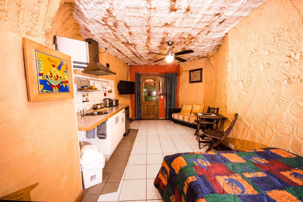 The Underground Motel - Deluxe Double Room B