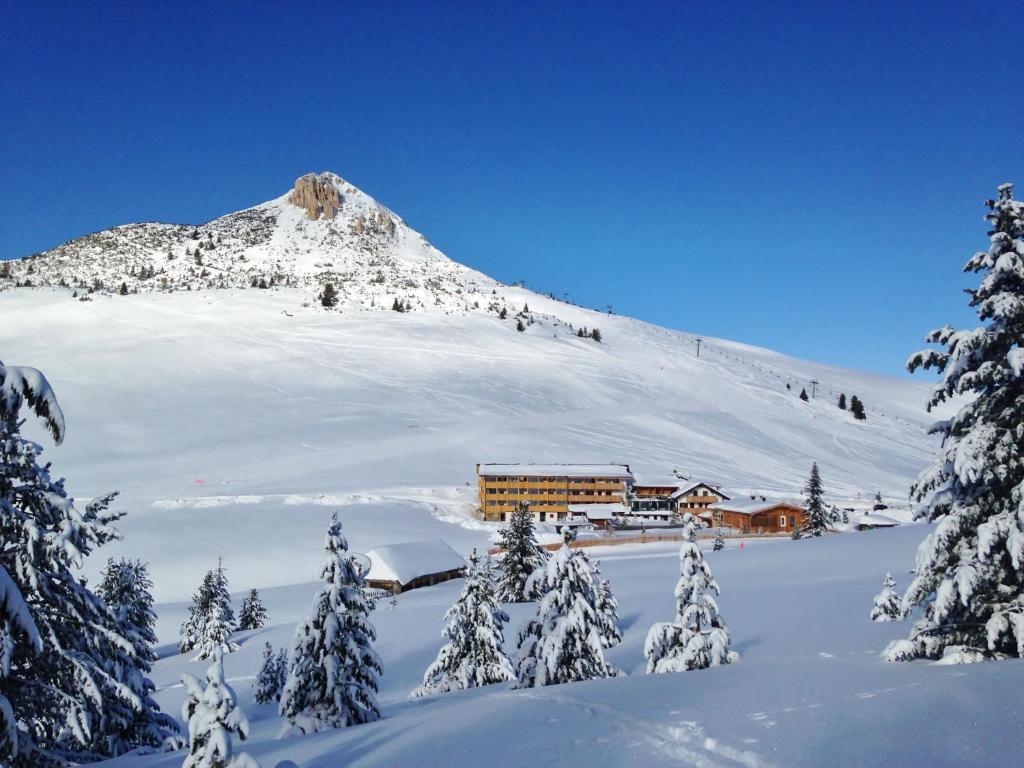 Berghotel Jochgrimm - Your Dolomites Home v zimě