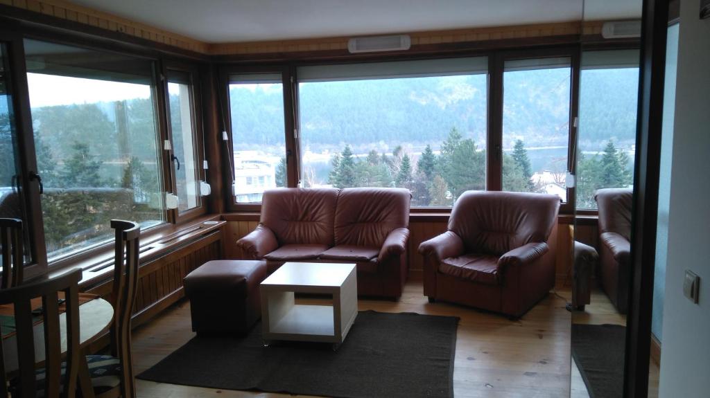 Tora Bora Guest House - Apartamento Con Vista Al Lago