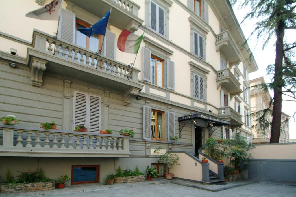 Budova, kde se hotel nachází