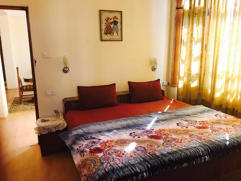 RidgeView Homestay near Lakkar Bazar - Apartamento Con Balcón