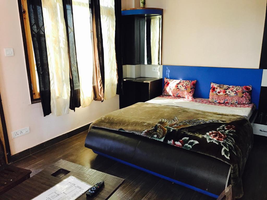 RidgeView Homestay near Lakkar Bazar - Habitación Doble De Lujo