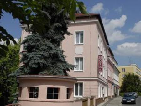 Das Gebäude in dem sich die Pension befindet